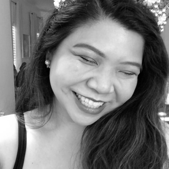 Meet your Posher, Felicia - Picture 1 of 2